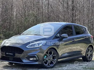 Usata Ford Fiesta ST-Line 100 CV (73 kW) 2018 Grigio Utilitaria