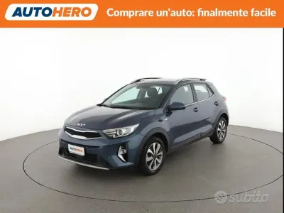Usata Kia Stonic Style 84 CV (61 kW) 2021 Grigio SUV