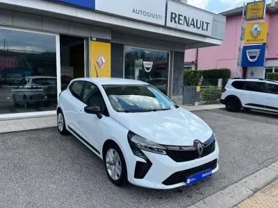 Usata Renault Clio V Evolution 101 CV (74 kW) 2023 Bianco Berlina