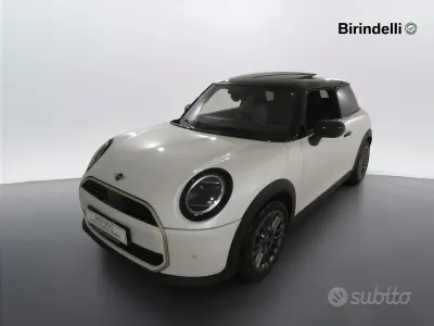 Usata Mini Cooper Favoured 114 kW (156 CV) 2025 Bianco Utilitaria