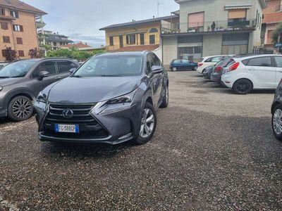 Lexus NX300h