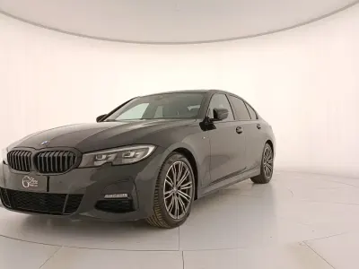 Usata BMW 320e M Sport 190 CV (139 kW) 2022 Nero Berlina