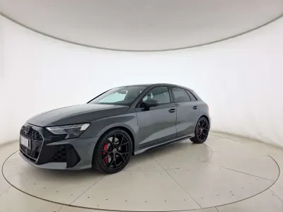 Nuova Audi RS3 Design 400 CV (294 kW) 2026 Grigio daytona Berlina