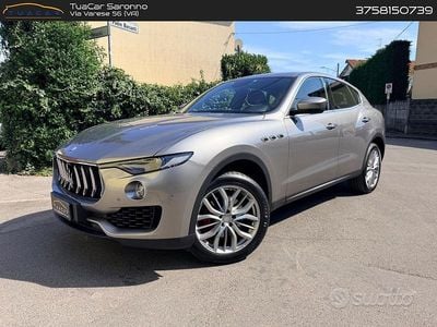 Usata Maserati Levante 275 CV (202 kW) 2018 Grigio SUV