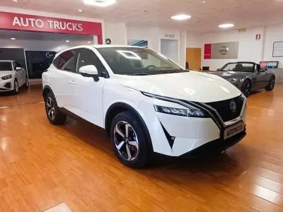 Usata Nissan Qashqai N-Connecta 158 CV (116 kW) 2024 Bianco SUV