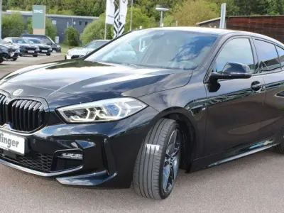 Usata BMW 118 Shadowline 140 CV (102 kW) 2023 Nero Utilitaria