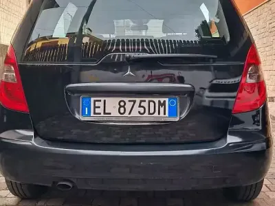 Gebraucht Mercedes A160 95 PS (69 kW) 2012 Schwarz Limousine