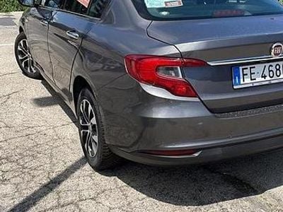 Usata Fiat Tipo 120 CV (88 kW) 2016 Grigio Berlina