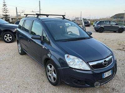 Usata Opel Zafira 119 CV (87 kW) 2009 Blu Monovolume