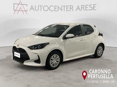 Usata Toyota Yaris Hybrid Active 92 CV (67 kW) 2025 Bianco Utilitaria