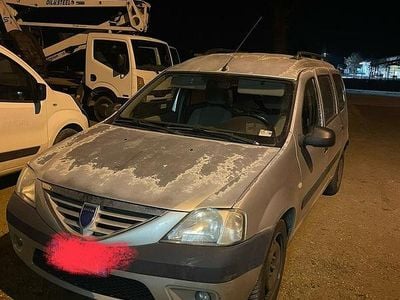 Usata 2007 Dacia Logan Station wagon | 700 €