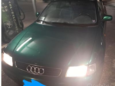 Usata Audi A3 125 CV (91 kW) 1999 Verde Utilitaria