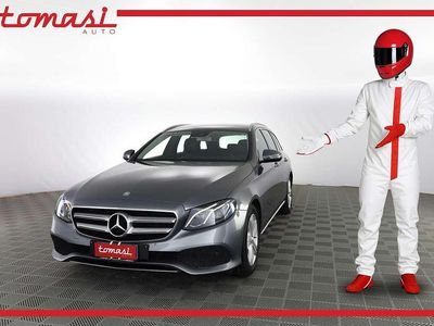 Grigio selenite Usata 2017 Mercedes E220 Exclusive Station wagon | 23.490 € (Buon prezzo)