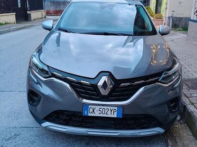 Usata Renault Captur 2022 Grigio SUV
