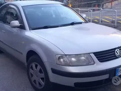 Usata VW Passat 125 CV (91 kW) 1999 Grigio Berlina