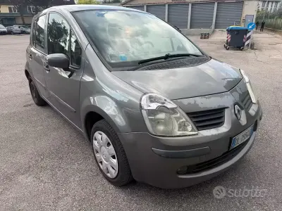 Gebraucht Renault Modus Dynamique 75 PS (55 kW) 2008 Grau Van / Kleinbus
