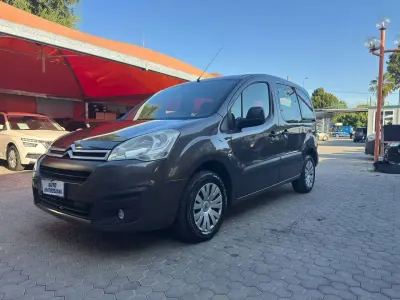Usata Citroën Berlingo 90 CV (66 kW) 2017 Marrone Monovolume