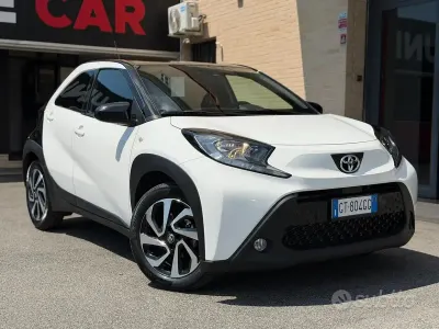 Usata Toyota Aygo X Sport 72 CV (52 kW) 2024 Bianco SUV