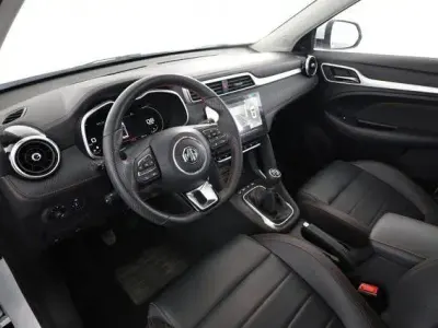 Usata MG ZS Luxury 106 CV (77 kW) 2023 Dover white SUV