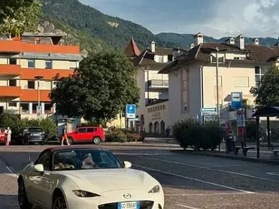 Usata Mazda MX5 132 CV (97 kW) 2021 Bianco Cabrio