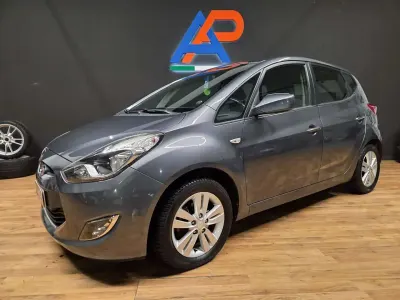 Usata Hyundai ix20 Style 125 CV (91 kW) 2011 Grigio Utilitaria