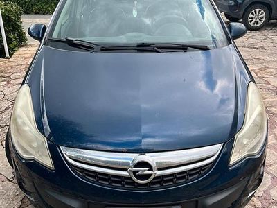 Usata Opel Corsa 85 CV (62 kW) 2012 Blu Utilitaria
