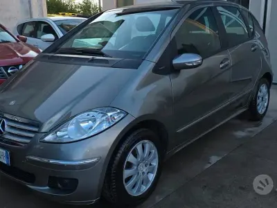Usata Mercedes A180 Classic 109 CV (80 kW) 2008 Grigio Berlina