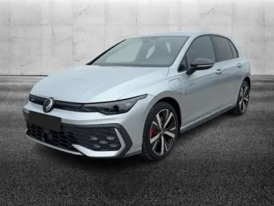 Occasion VW Golf VIII GTE 272 ch (200 kW) 2025 Argent Berline