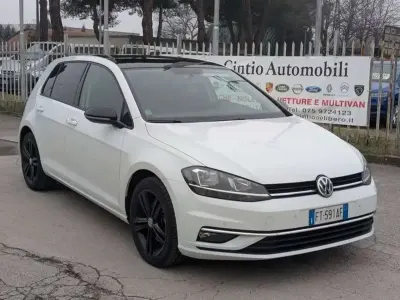 Occasion VW Golf VII Executive 116 ch (85 kW) 2018 Blanc Berline