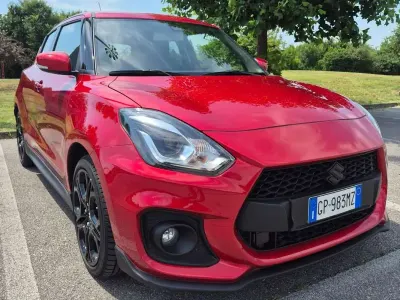 Usata Suzuki Swift Sport 129 CV (94 kW) 2023 Rosso Utilitaria