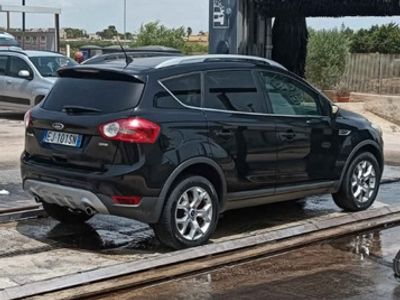 Usata Ford Kuga 140 CV (102 kW) 2011 Nero SUV