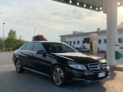 Usata Mercedes E220 Premium 170 CV (125 kW) 2013 Nero Berlina