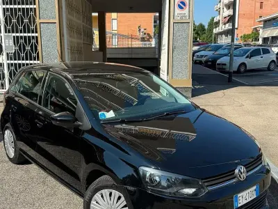 Usata VW Polo Trendline 60 CV (44 kW) 2015 Nero Berlina