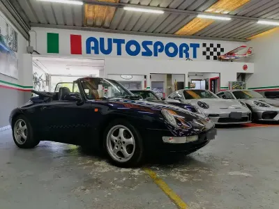 Usata Porsche 911 Carrera Cabriolet 272 CV (200 kW) 1994 Blu/azzurro Cabrio