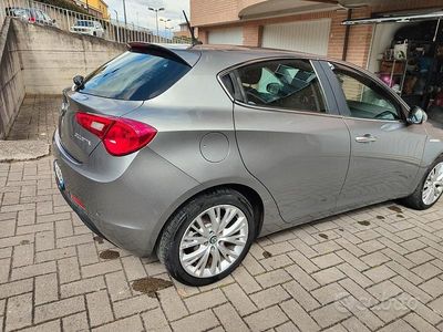 Usata Alfa Romeo Giulietta 120 CV (88 kW) 2016 Grigio Utilitaria