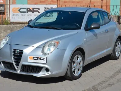 Occasion Alfa Romeo MiTo Distinctive 79 ch (58 kW) 2011 Argent Citadine