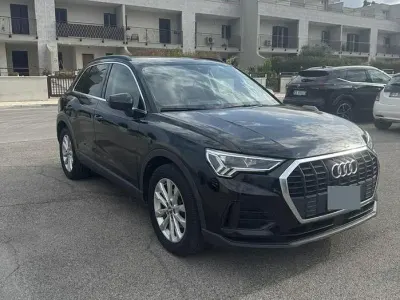 Usata Audi Q3 Comfort 150 CV (110 kW) 2020 Nero SUV
