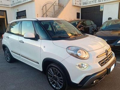 Begagnad Fiat 500L Cross 95 HK (69 kW) 2018 Vit Minibuss