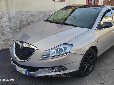 Usata Lancia Delta Gold 105 CV (77 kW) 2012 Marrone Utilitaria