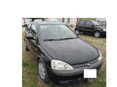Occasion Opel Corsa 58 ch (42 kW) 2002 Noir Citadine