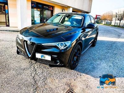 Usata Alfa Romeo Stelvio Executive 210 CV (154 kW) 2018 Nero SUV