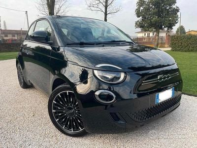 Usata Fiat 500e Icon 86 kW (118 CV) 2021 Nero Utilitaria