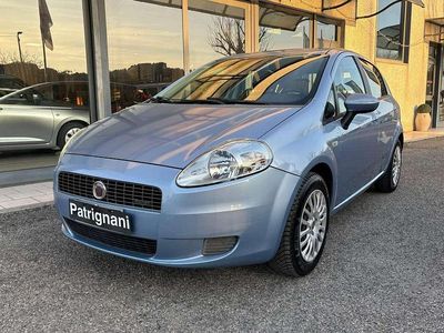 Usata Fiat Grande Punto 75 CV (55 kW) 2008 Celeste metallizzzato Utilitaria