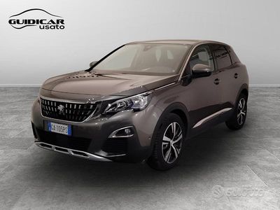 Usata Peugeot 3008 Allure 131 CV (96 kW) 2020 Grigio metallizzato scuro SUV