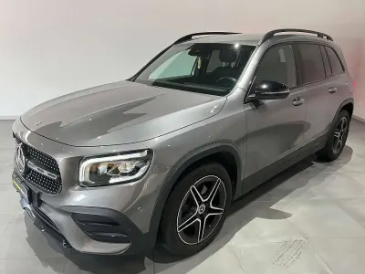 Usata Mercedes GLB200 Premium 150 CV (110 kW) 2021 Grigio SUV