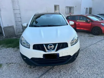 Usata Nissan Qashqai +2 Tekna 110 CV (80 kW) 2012 Bianco SUV