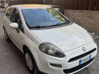 Usata Fiat Punto Evo Dynamic 69 CV (50 kW) 2012 Utilitaria