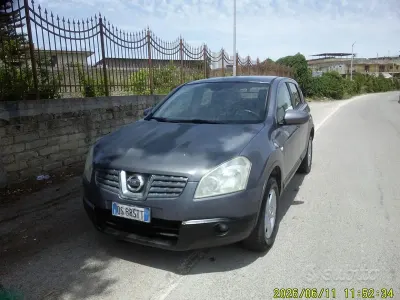 Usata Nissan Qashqai Acenta 106 CV (77 kW) 2009 Grigio SUV