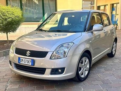 Usata Suzuki Swift GL 91 CV (66 kW) 2008 Argento Utilitaria