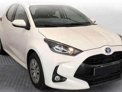 Usata Toyota Yaris Hybrid Active 92 CV (67 kW) 2021 Azzurro cielo pastello extra Berlina